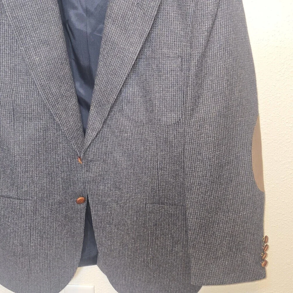 Vintage Him Chic Wool Tweed Blazer Mens 42R USA Made Suede Elbow Patches